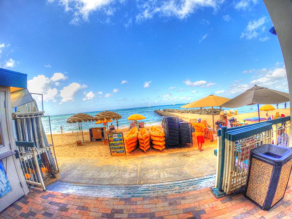 דירות הונולולו Waikiki Shore 515 Beachfront & Upgrade מראה חיצוני תמונה