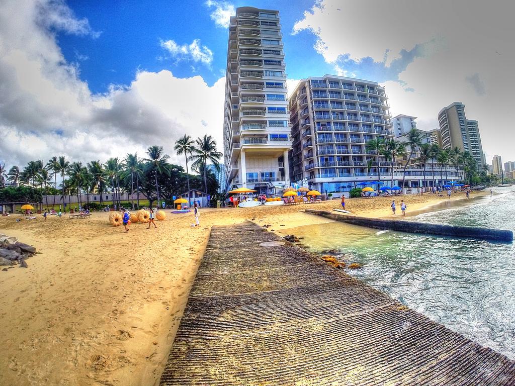 דירות הונולולו Waikiki Shore 515 Beachfront & Upgrade מראה חיצוני תמונה